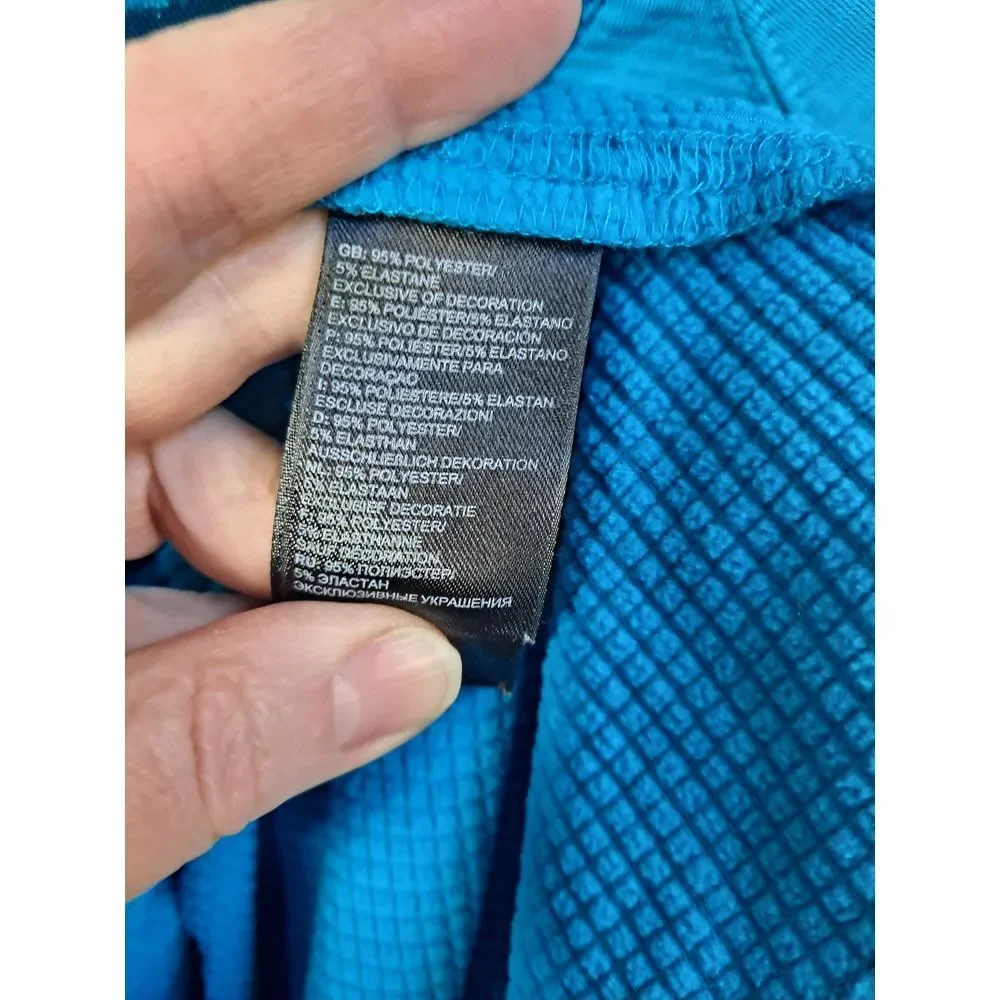 The North Face Blue Quarter Zip Pullover Athletic‎ Performance Fleece